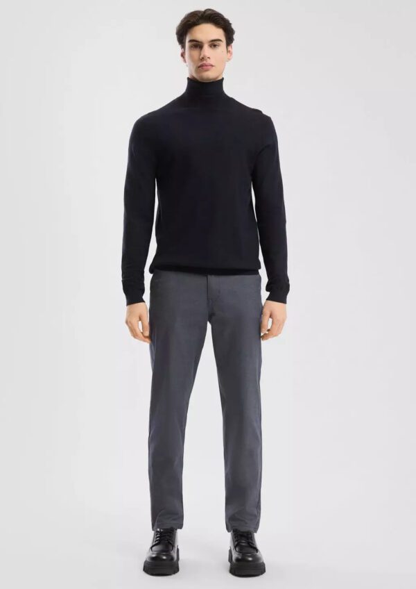 2170394.98K0 yfasmatino oxford andriko panteloni s'oliver se regular slim grammi se skouro gkri xroma
