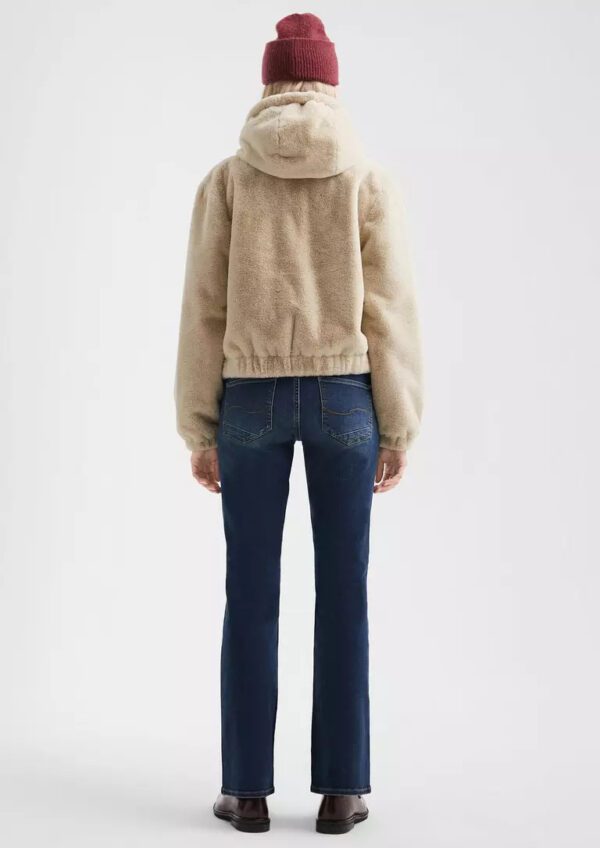2171149.58Z2 gynaikeio jean panteloni se steni grammi me elafria kampana bootcut