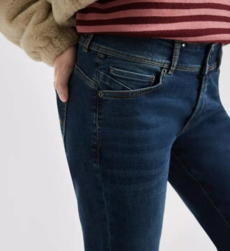 2171149.58Z2 gynaikeio jean panteloni se steni grammi me elafria kampana bootcut