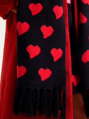 54C/10926 plekto zakar kaskol me krosia mavro me kokkines kardies