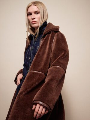 54-101-096 makry gynaikeio kafe palto me giaka