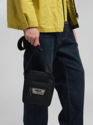 FM3765.000.A0700A.0098 andriko tsantaki replay mavro