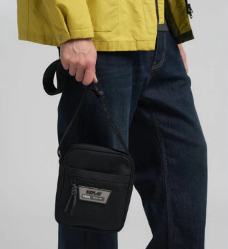 FM3765.000.A0700A.0098 andriko tsantaki replay mavro