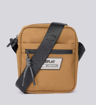 FM3765.000.A0700A.0230 andriko tsantaki replay kafe