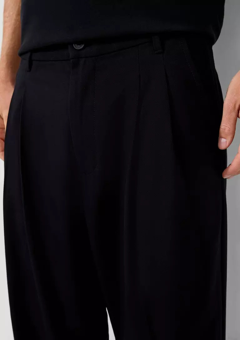 ΠΑΝΤΕΛΟΝΙ ΜΕ ΠΙΕΤΕΣ: Relaxed Fit 2177587 andriko yfasmatino panteloni s'oliver me pietes kai relaxed efarmogi