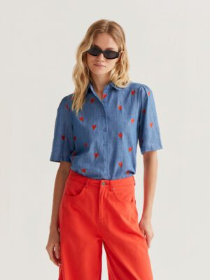 61C/40011 poykamiso me kentites kokkines kardies kontomaniko compania fantastica