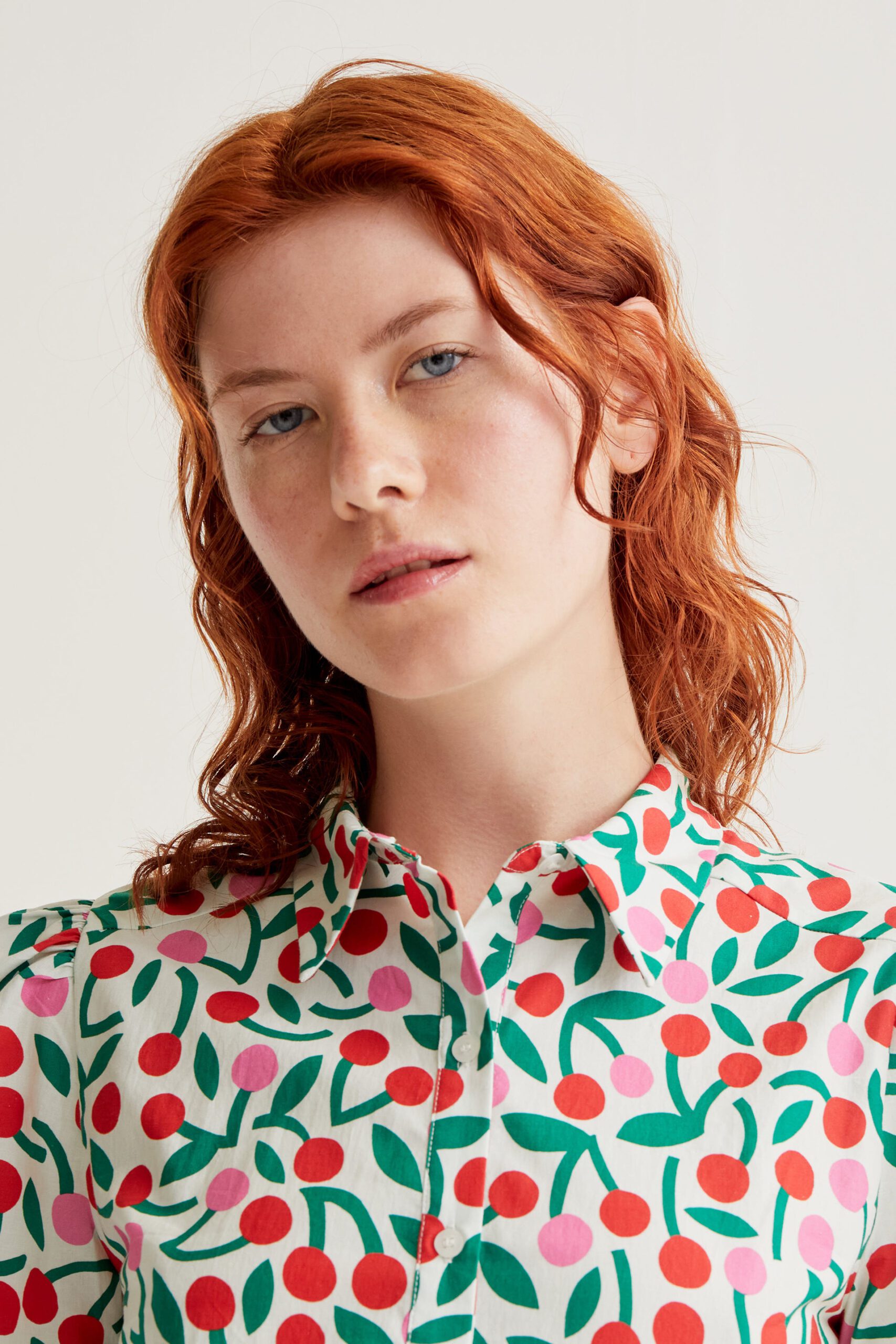 BURGUNDY PRINT SHIRT COMPANIA FANTASTICA 61C/41022 gynaikeio kontomaniko poukamiso me kerasia compania fantastica