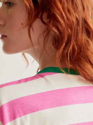 61C/42018 roz rige t-shirt compania fantastica me prasini leptomeria sti laimokopsi