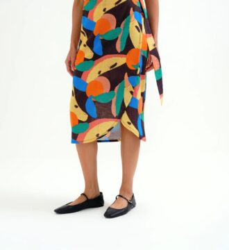 62C/41101 midi fousta me tutti frutti print compania fantastica