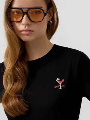 2179980.99D0 gynaikeio kontomaniko t-shirt s'oliver se mavro xroma me kentito totiri cocktail