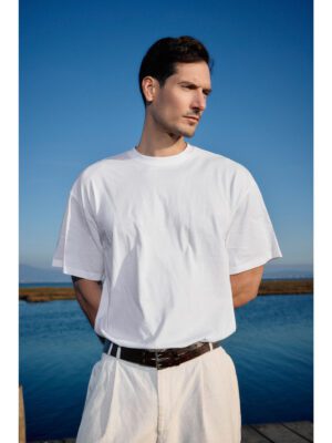55-206-004 monoxromo oversized t-shirt white
