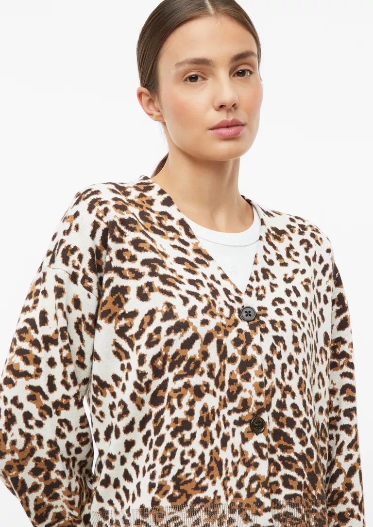 ZAKETA ΜΕ ANIMAL PRINT S’OLIVER 2180591 gynaikeia zaketa se animal print apoxrosh s'oliver
