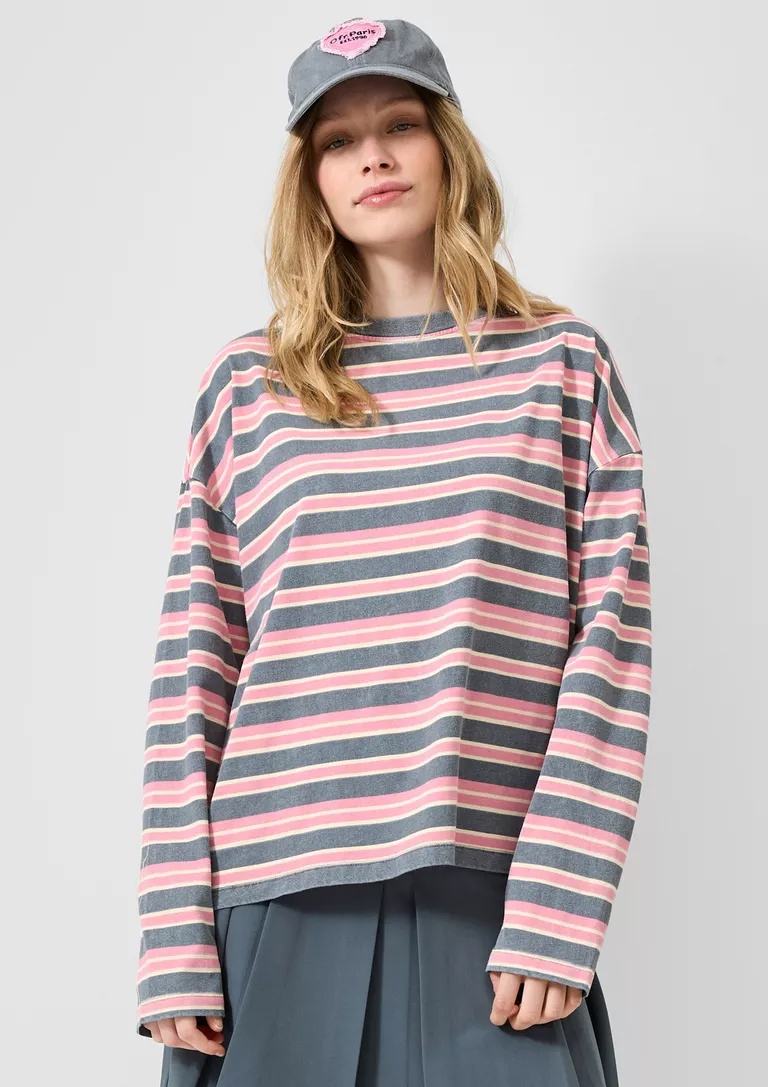 ΡΙΓΕ ΜΠΛΟΥΖΑ S’OLIVER: Oversized 2183451.98G0 rige oversized gynaikeio makrimaniko t-shirt s;oliver