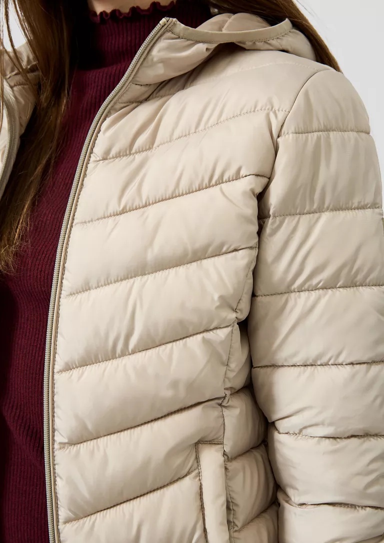 QS LIGHTWEIGHT QUILTED JACKET WITH HOOD S’OLIVER 2179009 gynakeio elefri kapitone mpoyfan s'oliver se ecru xroma