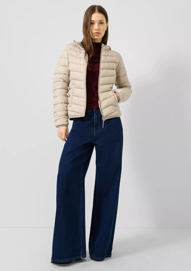 QS LIGHTWEIGHT QUILTED JACKET WITH HOOD S’OLIVER 2179009 gynakeio elefri kapitone mpoyfan s'oliver se ecru xroma